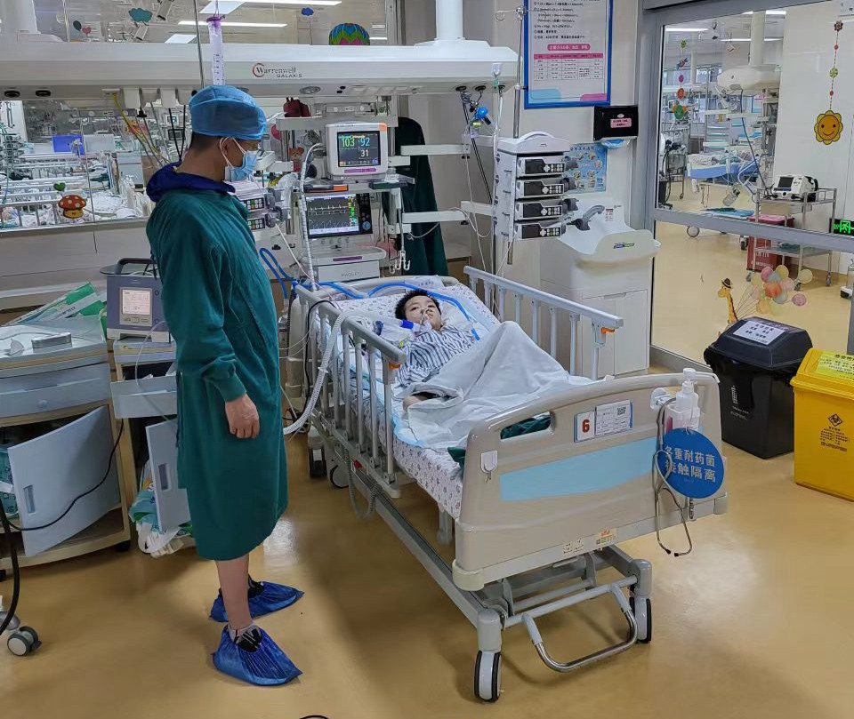 西峡县跨省救护车出租公司